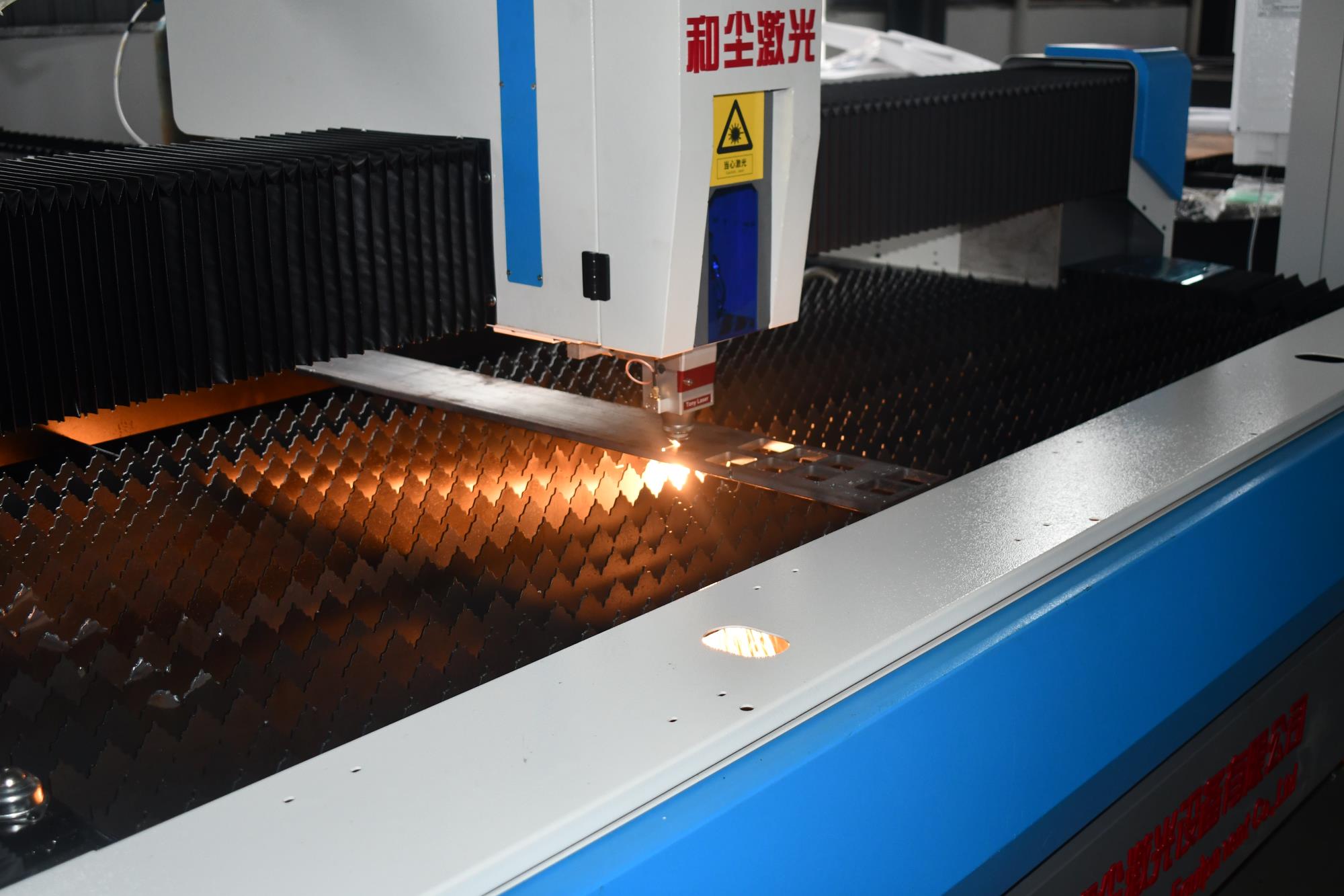 How To Figure Out A Suitable Supplier Who Has Most Strength To Produce Fiber Laser Cutter